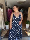 Robe bleu marine à pois
