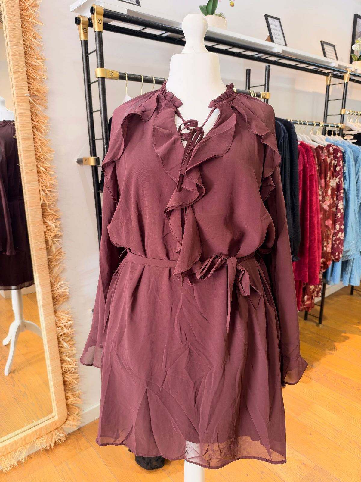 Robe froufrou