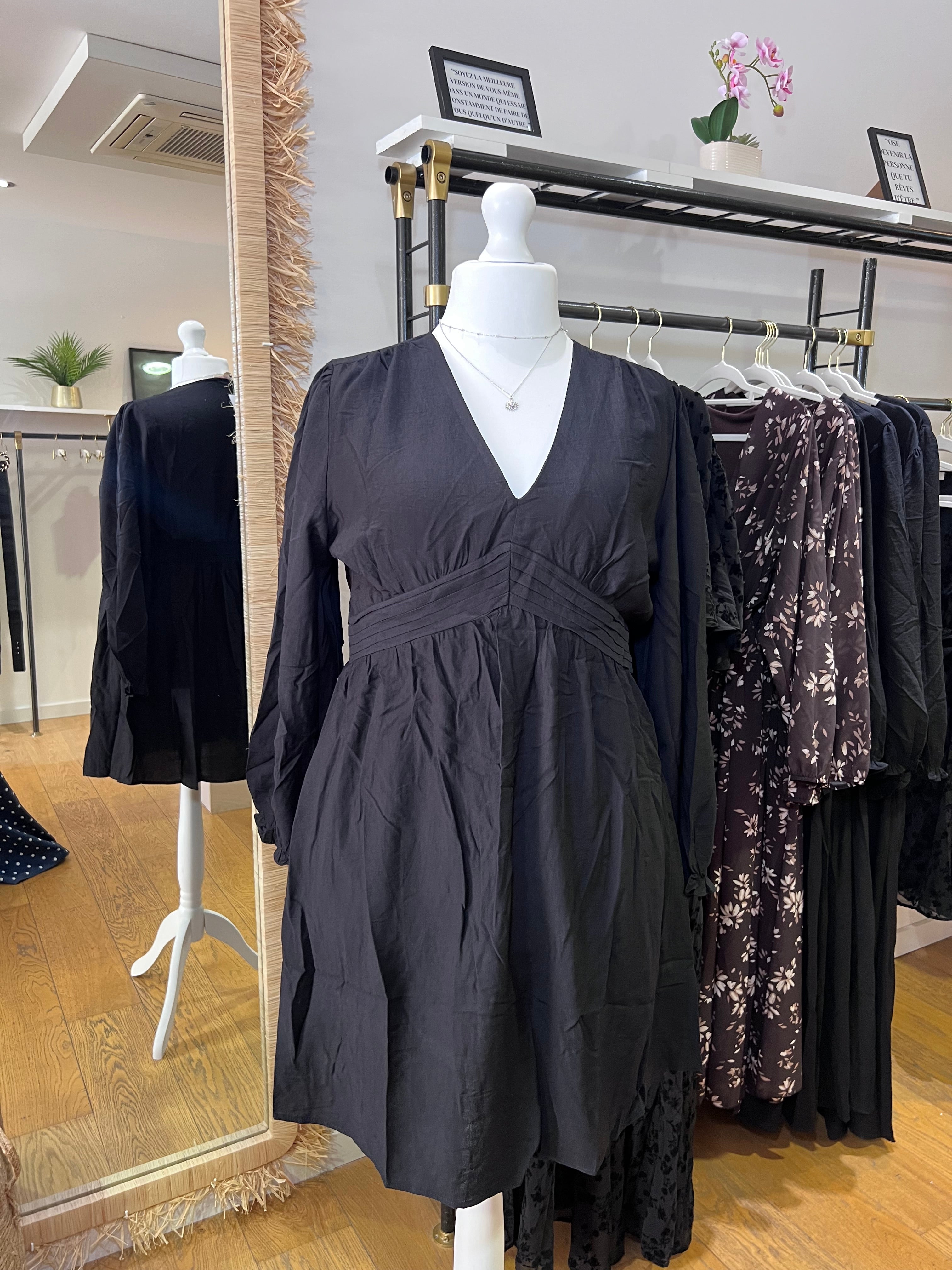 Robe noir uni