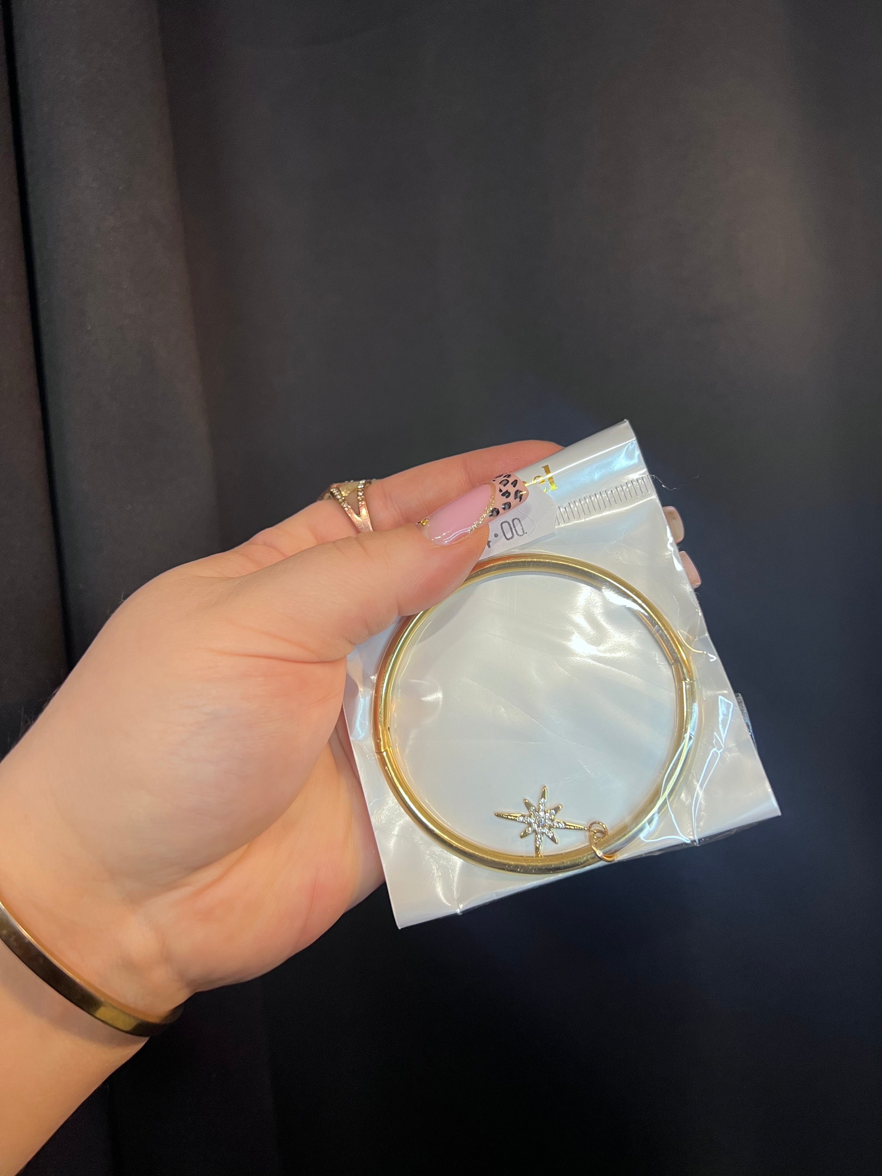 Bracelet jonc étoile dorée