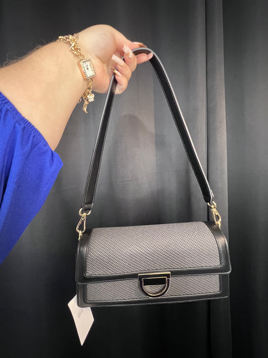 Sac gris et noir
