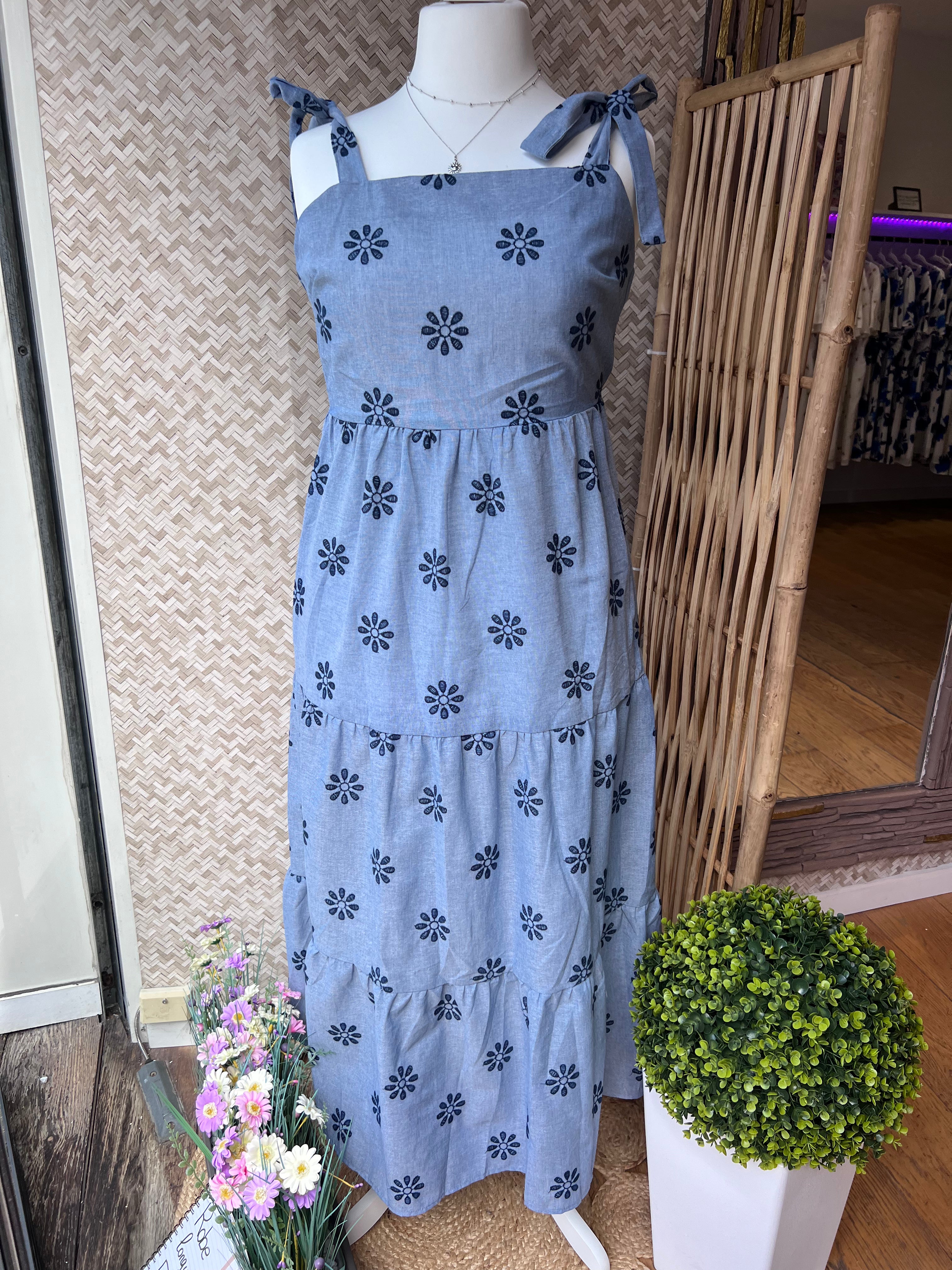 Robe longue bleu à fleurs